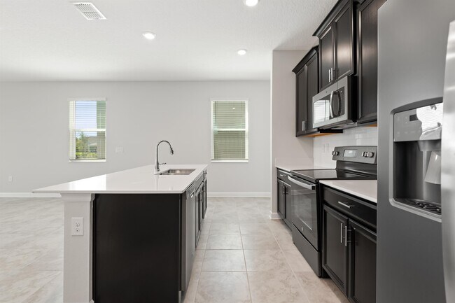Building Photo - 4410 Seven Canyons Dr