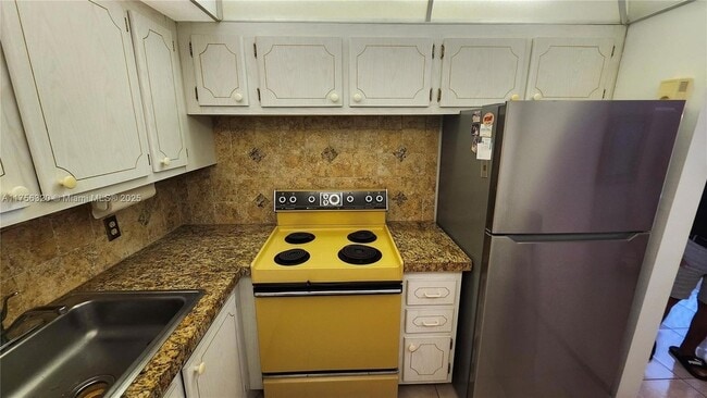 Foto del edificio - 158 Prescott H