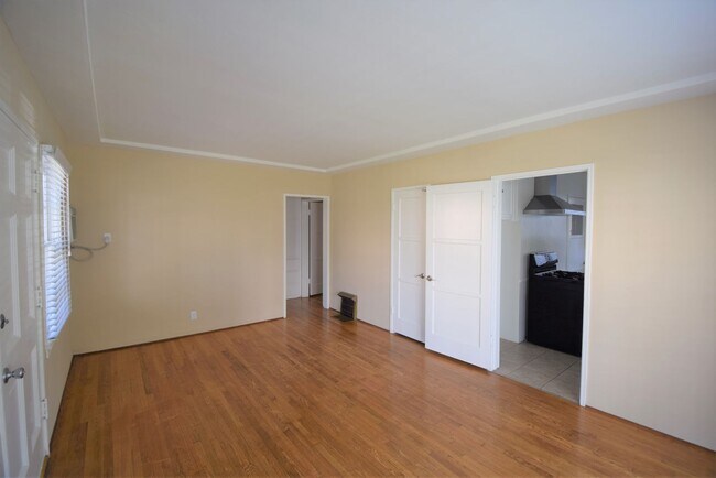 Foto del edificio - 11022 Otsego St