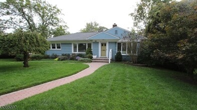 Building Photo - 44 Harvey Dr