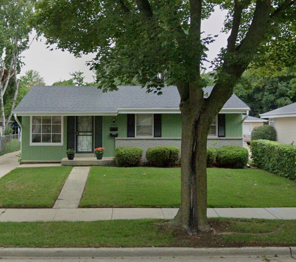 Foto principal - 3-Bedroom Single Family in a great neighbo...