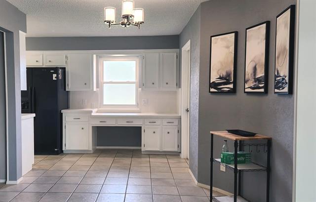 Foto del edificio - 2418 Helena Cir