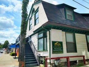 Building Photo - White Mountain - Residential