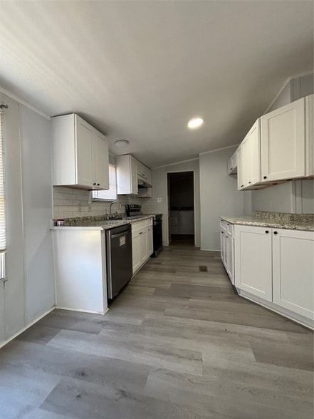 Foto del edificio - 16509 Brittany Way