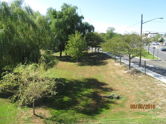 Building Photo - 75 Abe Voorhees Dr