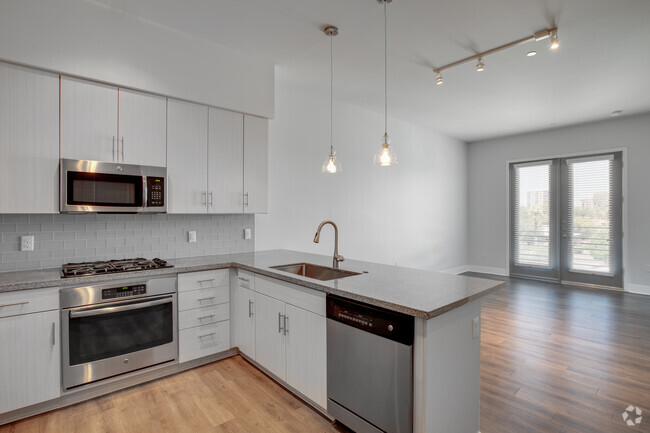 1HAB, 1BA - 693 ft² - Arts District