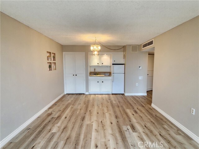 Building Photo - 24055 Paseo Del Lago