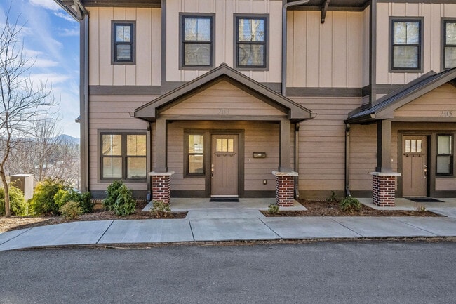 Left Unit For Rent - 203 Wallace Cir