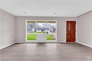 Building Photo - 6531 Kenbridge Rd
