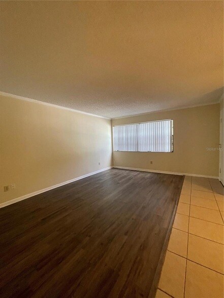 Foto del edificio - 4809 S Mound Ave