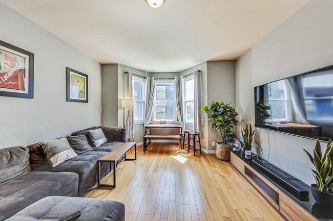 Foto del edificio - 764-768-768 Natoma St