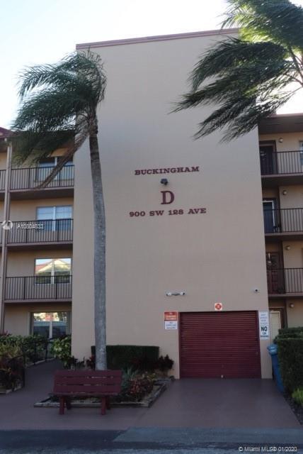 Building Photo - 900 SW 128th Ave