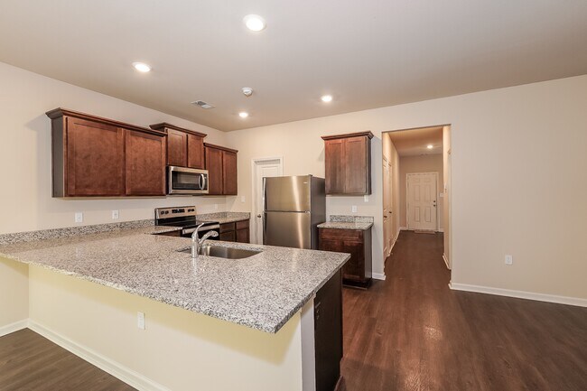 Building Photo - 6375 Rainbow Row