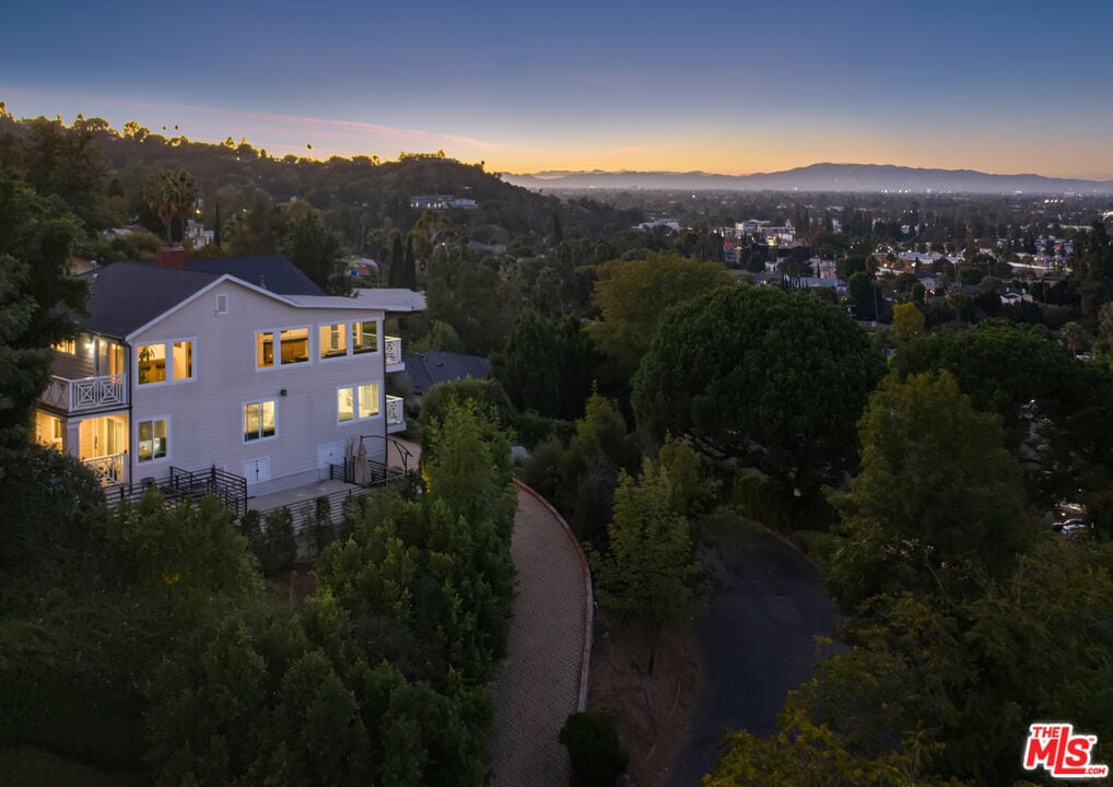 88 Houses for Rent in Beachwood Canyon, CA Westside Rentals