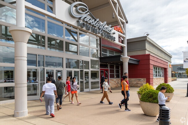 The busy entrance to Chesterfield Towne Center in North Chesterfield.