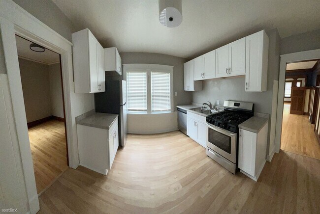 Foto del edificio - 3 br, 1.5 bath House - 2549 South Logan Av...