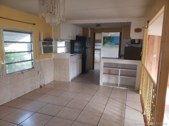 Foto del edificio - 800 SW 1st Ct