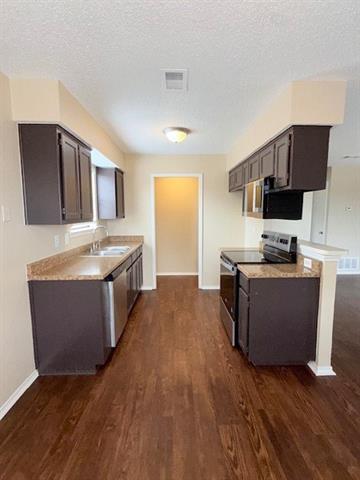 Foto del edificio - 604 Kings Way Dr