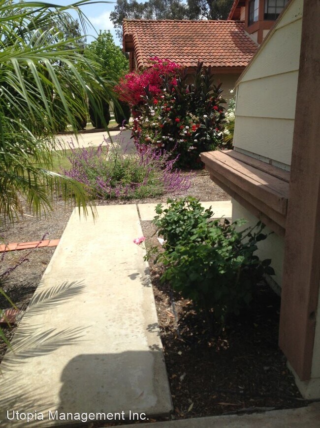 Building Photo - 3 br, 2.5 bath House - 10974 Canyon Mesa Lane