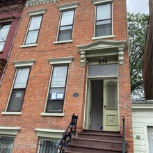 Building Photo - 336 Clinton Ave