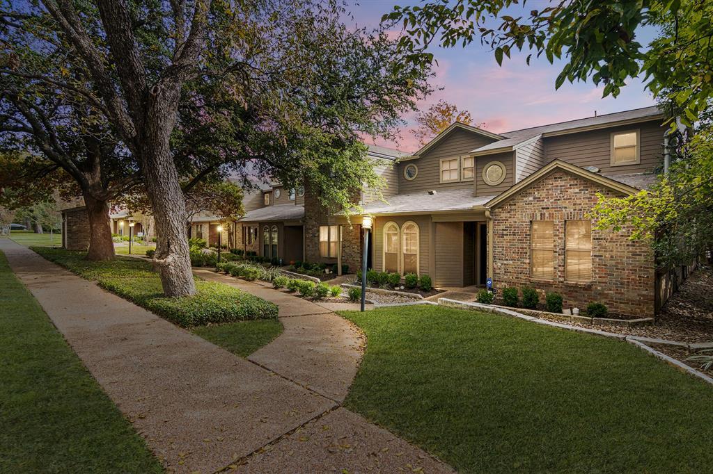 Foto principal - 3601 Lawton Ave