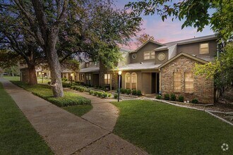 Building Photo - 3601 Lawton Ave