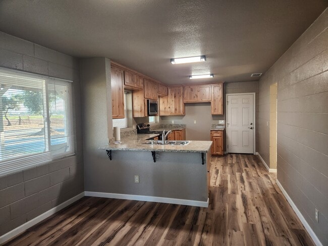 Building Photo - 4794 Chippewa Trail