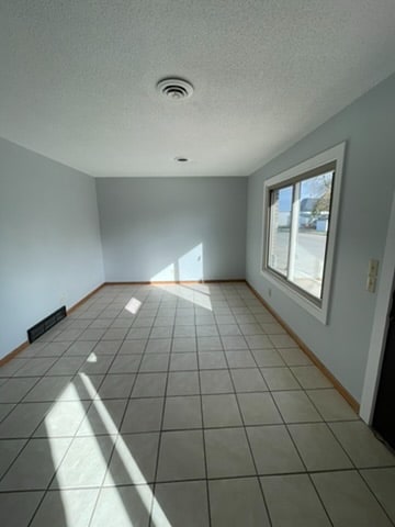 Building Photo - 952 3rd Ave