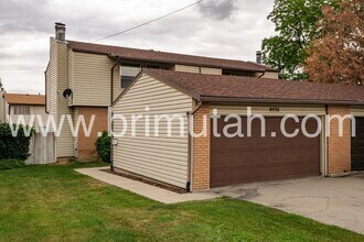 Building Photo - 4456 S Albright Dr