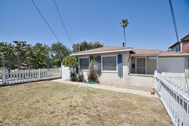 Photo - t1803R Apartment