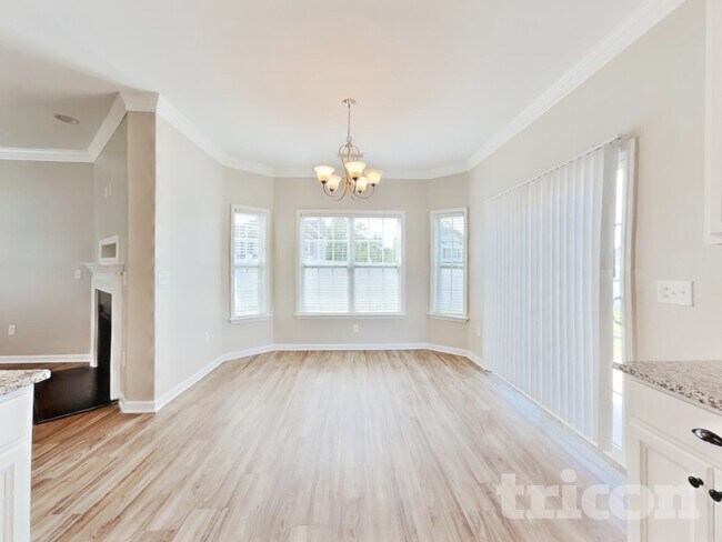 Building Photo - 15 Coswell Ct