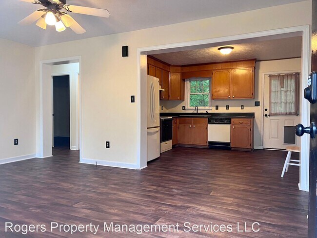 Building Photo - 3 br, 2 bath House - 316 Apple Street
