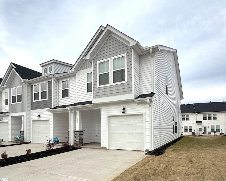 Photo - 511 Harebell Way Unit