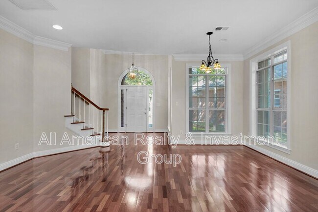 Building Photo - 1467 Oakmont Pl