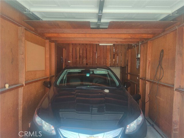 Building Photo - 1035 E Appleton St