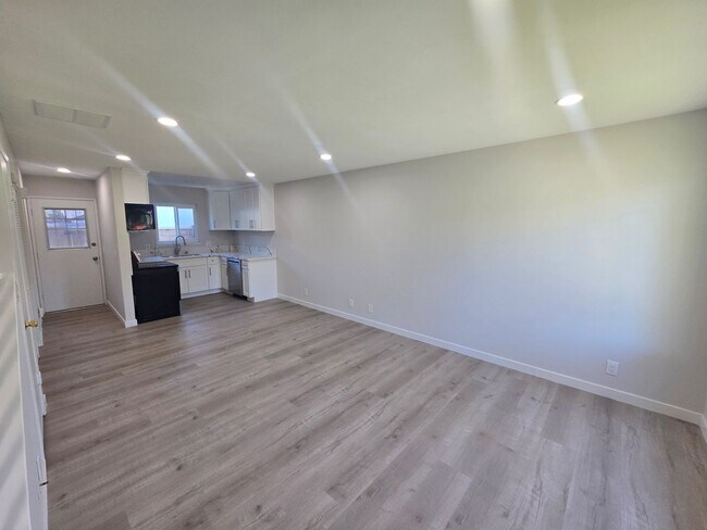 Building Photo - Village Town Homes: Remodeled 2 Bedroom 1....