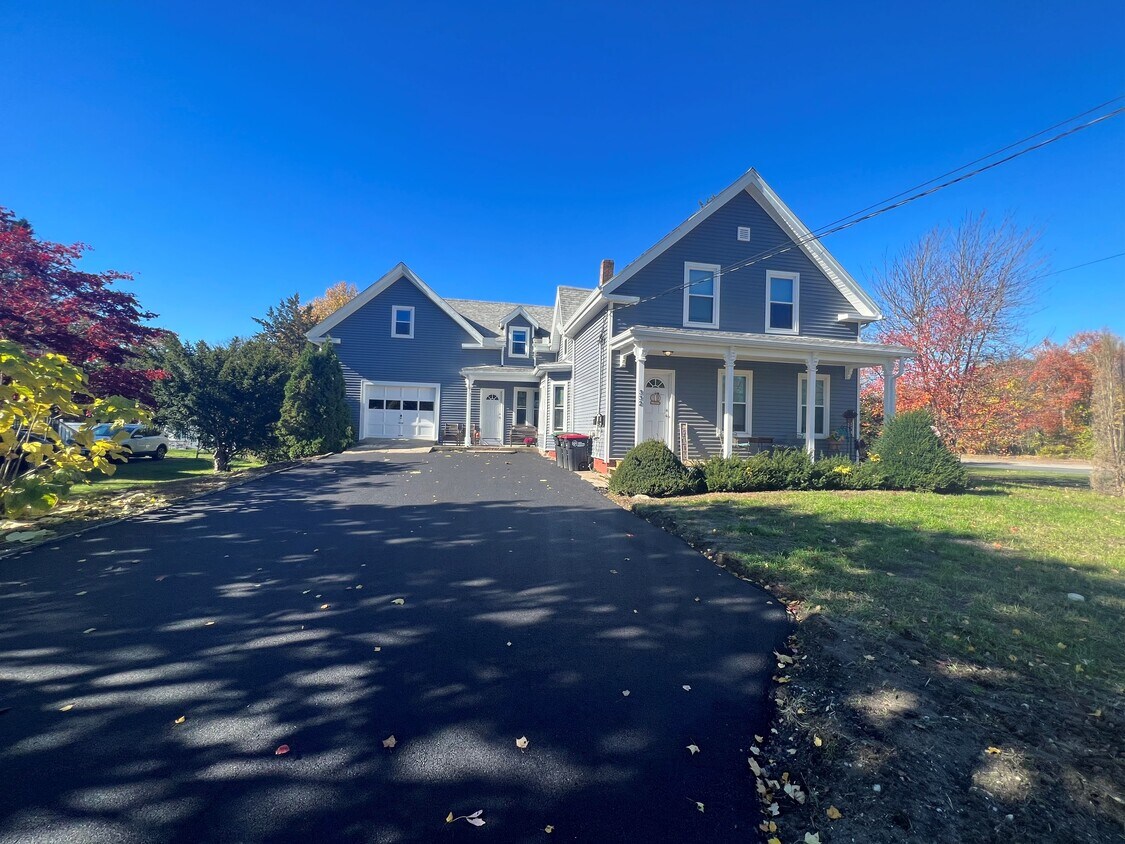 332 Broad St Unit 1, Bridgewater, MA 02324 Apartments in Bridgewater