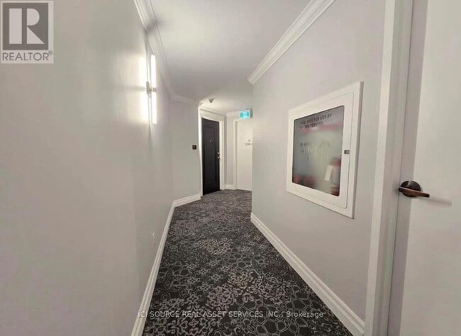 Building Photo - 220 Forum Dr