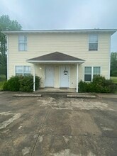 Building Photo - 38 S Church St