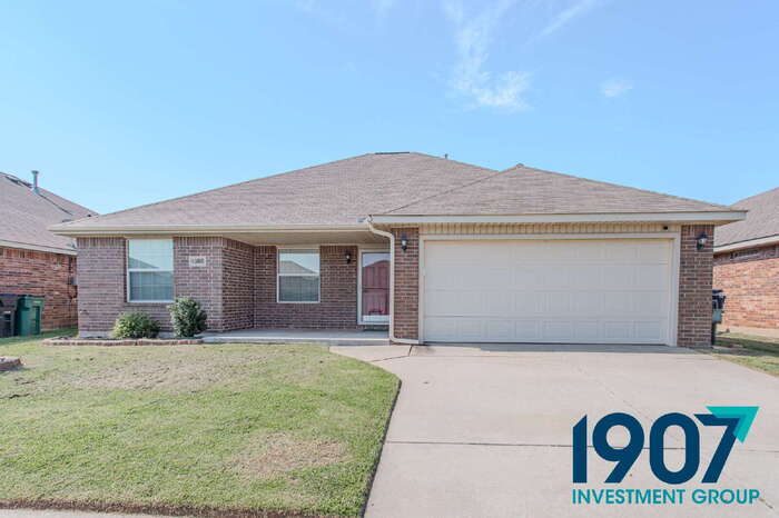 Foto principal - Beautiful 3-Bedroom Home in OKC - Availabl...