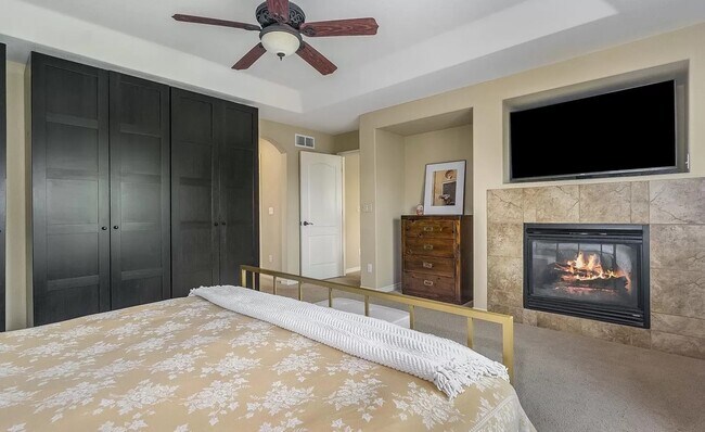 Foto del edificio - 5376 Cloverbrook Cir