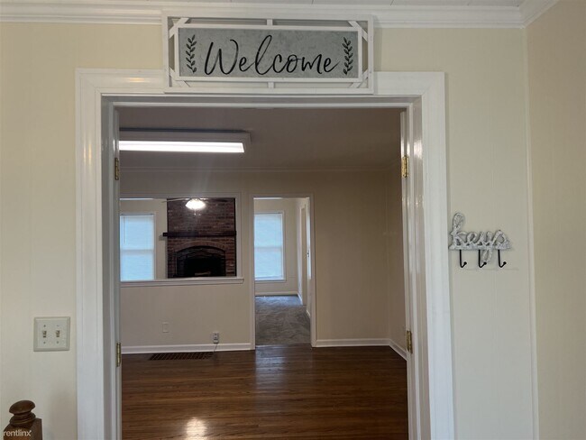 Foto del edificio - 3 br, 2 bath House - 2821 South 22nd Terrace