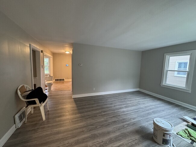 Foto del edificio - 458 E 272nd St