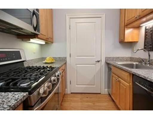 Foto del edificio - 1723 Washington St