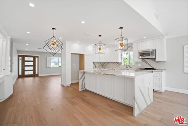 Foto del edificio - 4456 Calhoun Ave