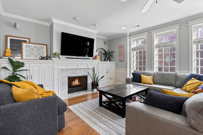 Foto del edificio - 3708 N Ashland Ave