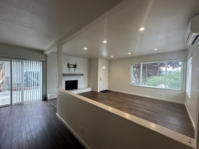 Sala de estar - 507 Bay St