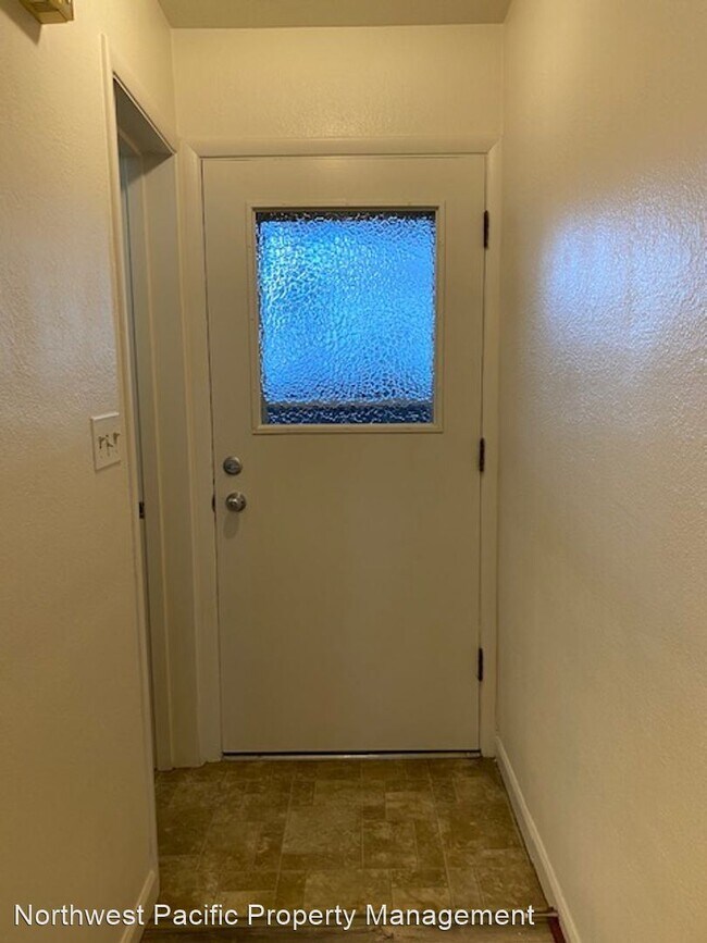 Foto del edificio - 1 br, 1 bath House - 239 24th ST SE