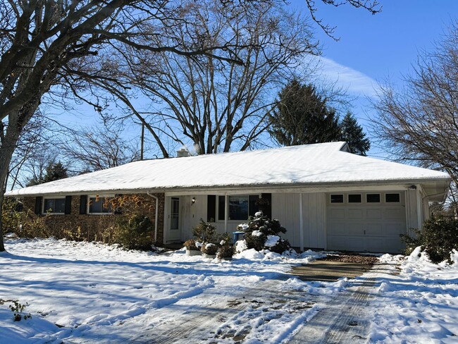 Building Photo - 2711 Covington St