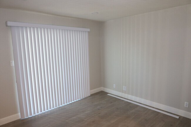 Foto del edificio - 6805 Pocket Rd
